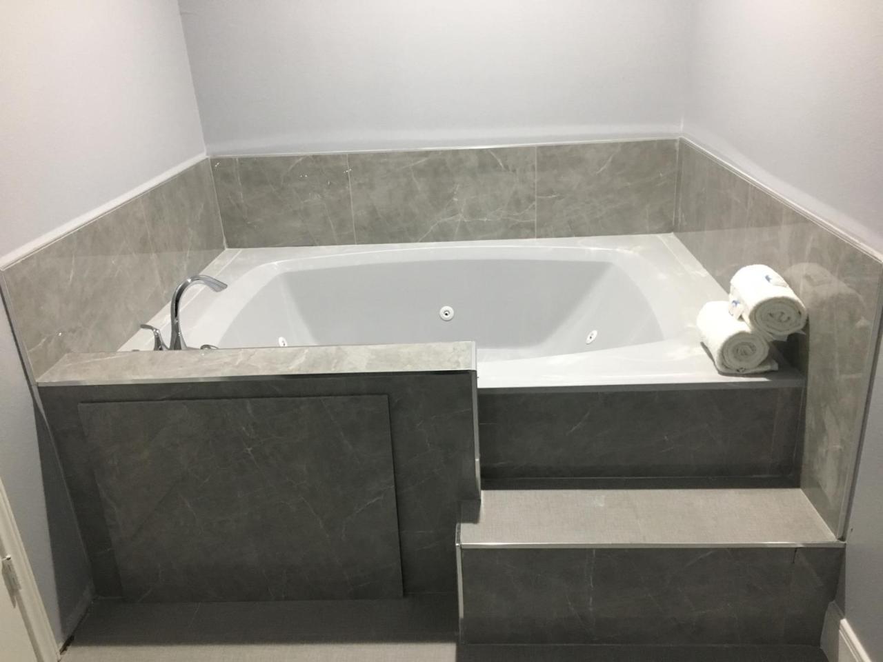 Platinum Inn And Suites Хюстън Екстериор снимка